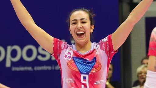 Letizia Camera, la pallavolista di Pinerolo: inizi e carriera della palleggiatrice